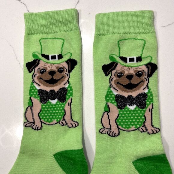 Women’s Pugs Dog Green Brown Fashion Socks Shamrock St Patrick’s Day One Size - Picture 3 of 5